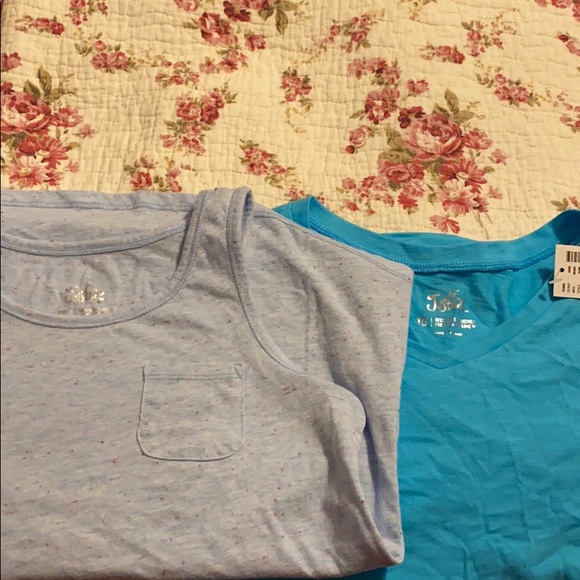 Justice tank and tee. Tee is NWT. Tank is not - Picture 1 of 3